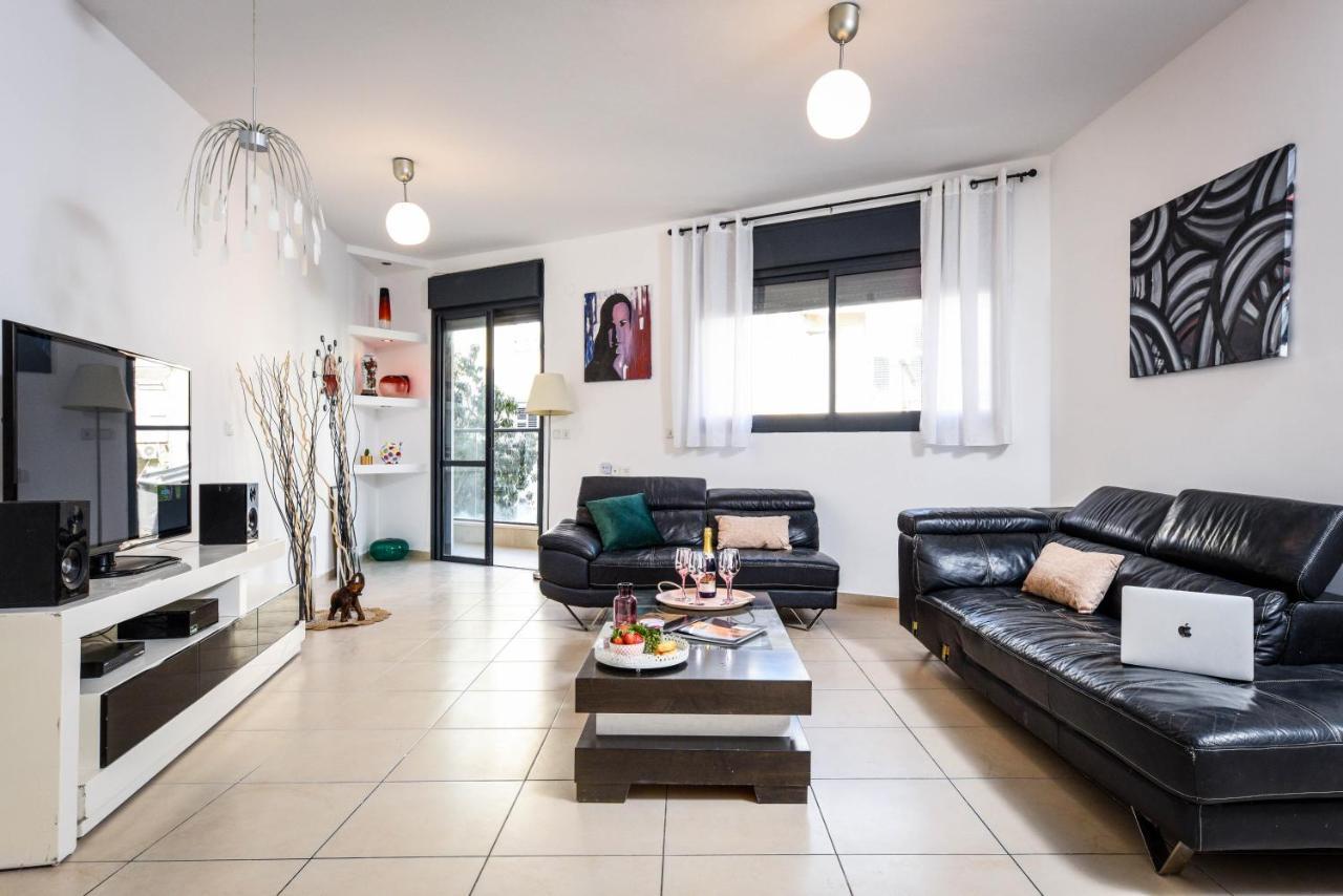 Stunning 2Br Apt W Balcony In City Center By Sea N' Rent Tel Aviv Exteriér fotografie
